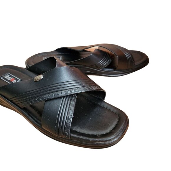 Action Men's Light Weight Comfortable Stylish Synthetic Leather Sandal - Picture 4 of 13